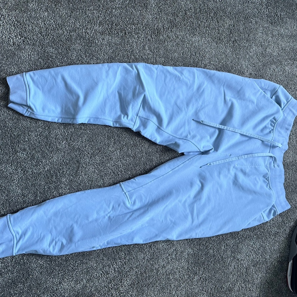 Lululemon Men’s Joggers Size Large.
